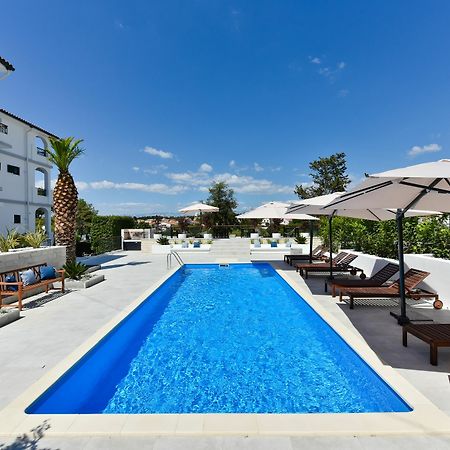 Mediterraneo Garden Apartments Petrcane Eksteriør billede