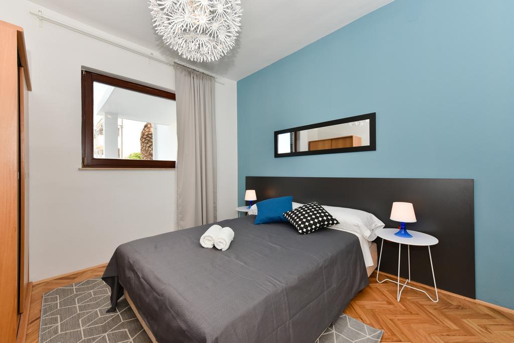 Mediterraneo Garden Apartments Petrcane Eksteriør billede