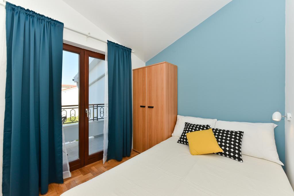 Mediterraneo Garden Apartments Petrcane Eksteriør billede